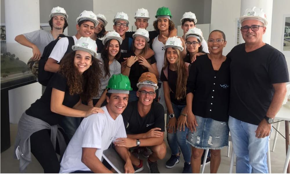 equipe-atmosfera-recebe-alunos-cooperativa-educacional-ubatuba